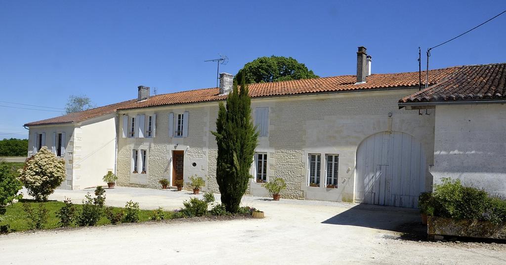 Bed and Breakfast Le Vieux Noyer Saint-Maurice-de-Tavernole Esterno foto