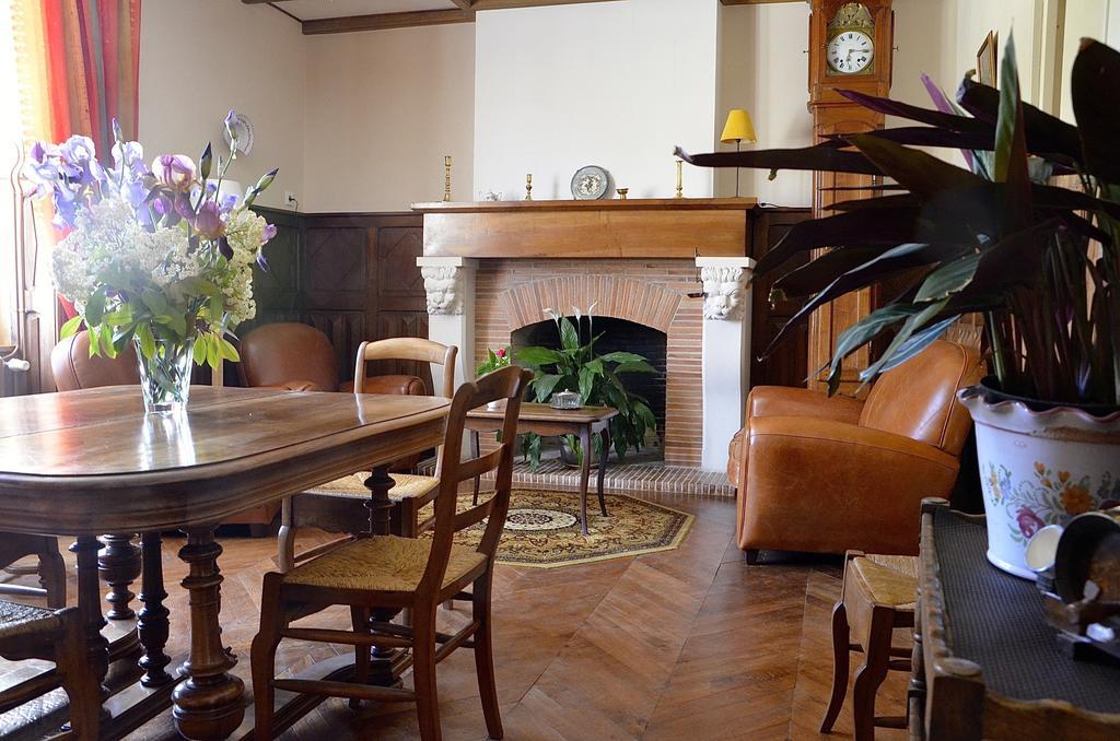 Bed and Breakfast Le Vieux Noyer Saint-Maurice-de-Tavernole Esterno foto